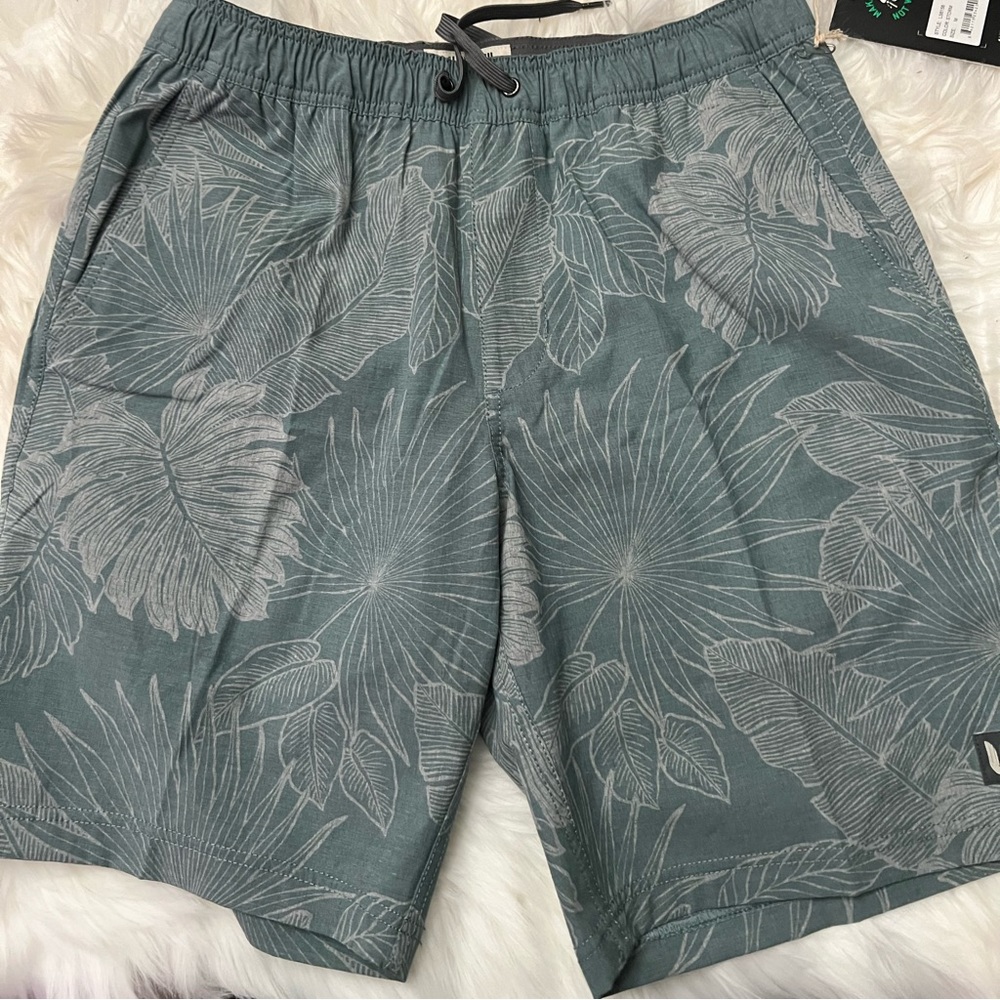 Linksoul swim trunks or just shorts. Great pattern! Size MED. NWT
